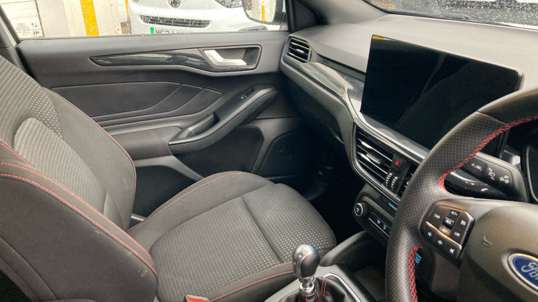 Ford Focus 1.0 EcoBoost ST-Line 5dr Petrol Estate